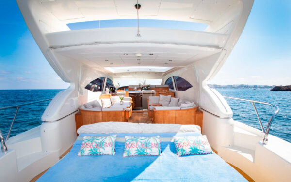 YACHT VIEW