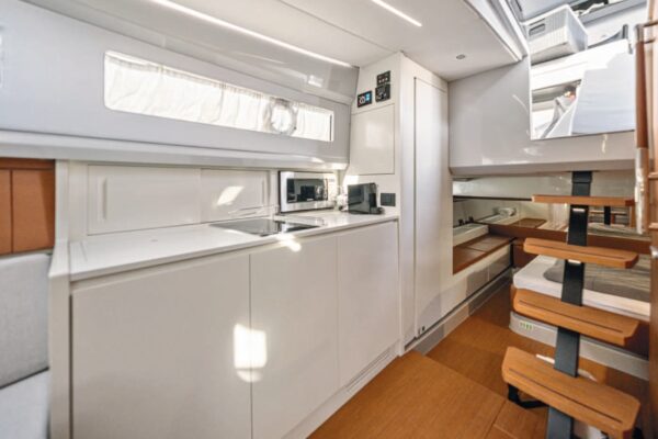 AGENT B - Blue Game 42 (1) (1)_page-0006